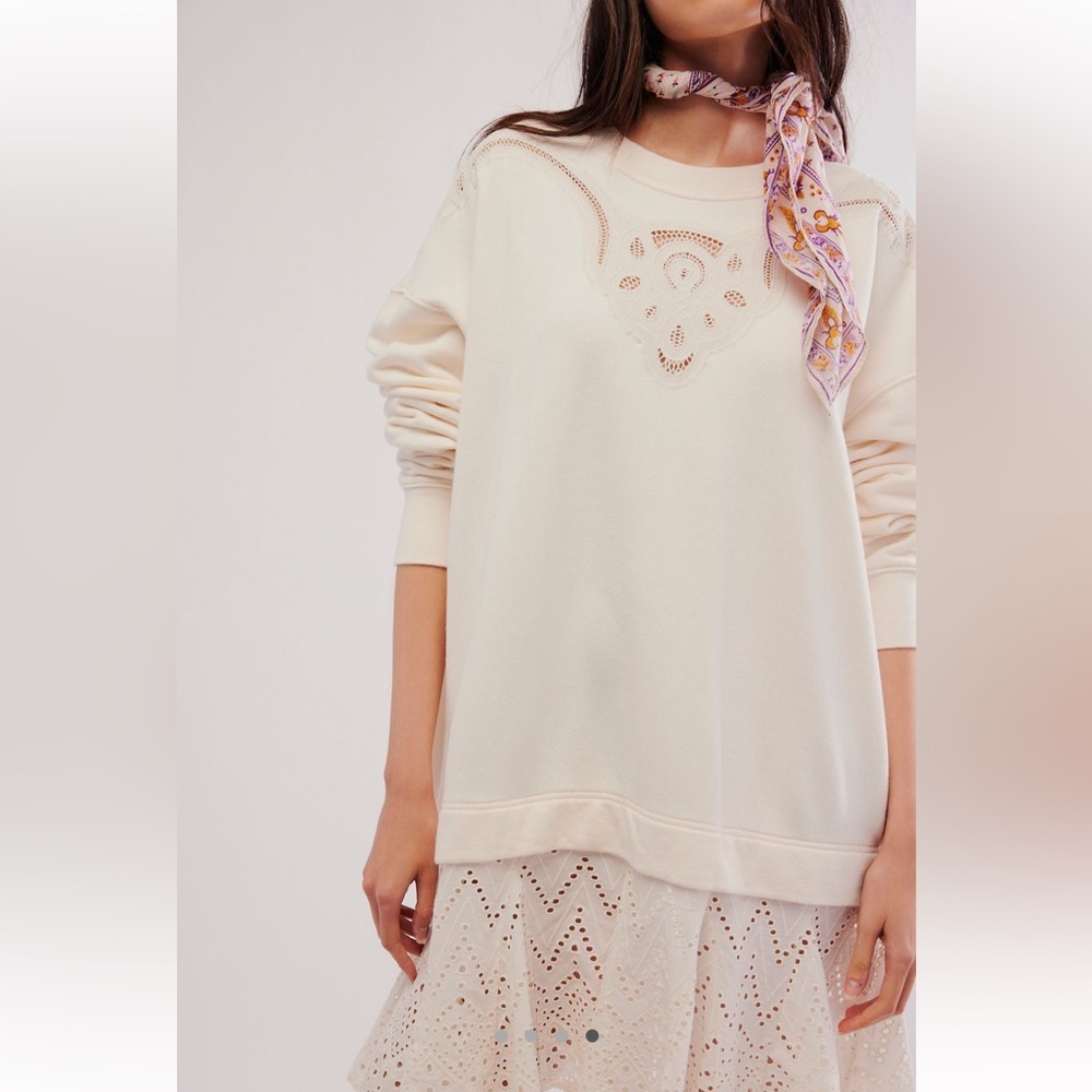Free People | NWT Prairie Eyelet Sweatshirt  Sz M